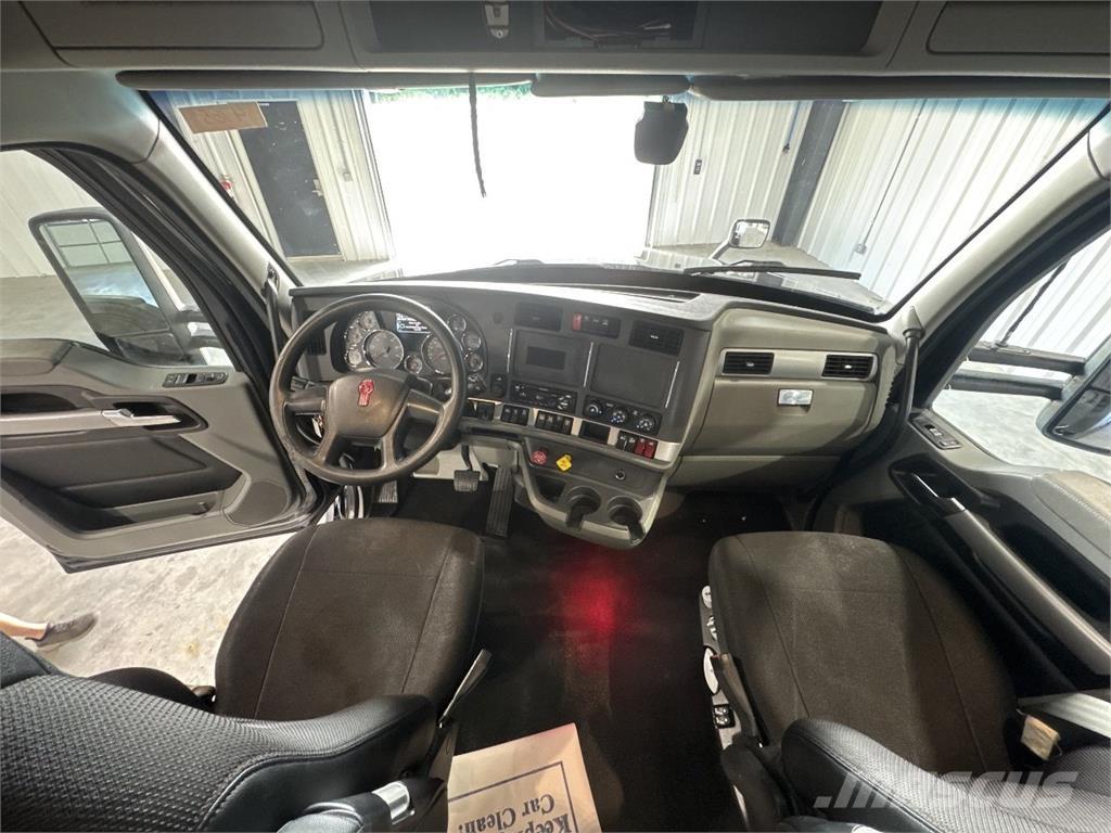 Kenworth T680 中古トラクターヘッド | トレーラーヘッド