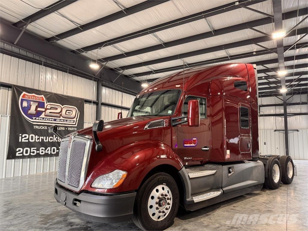 Kenworth T680 中古トラクターヘッド | トレーラーヘッド