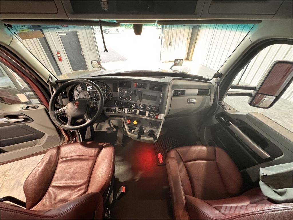 Kenworth T680 中古トラクターヘッド | トレーラーヘッド