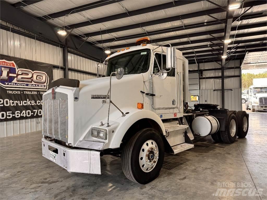 Kenworth T800 中古トラクターヘッド | トレーラーヘッド