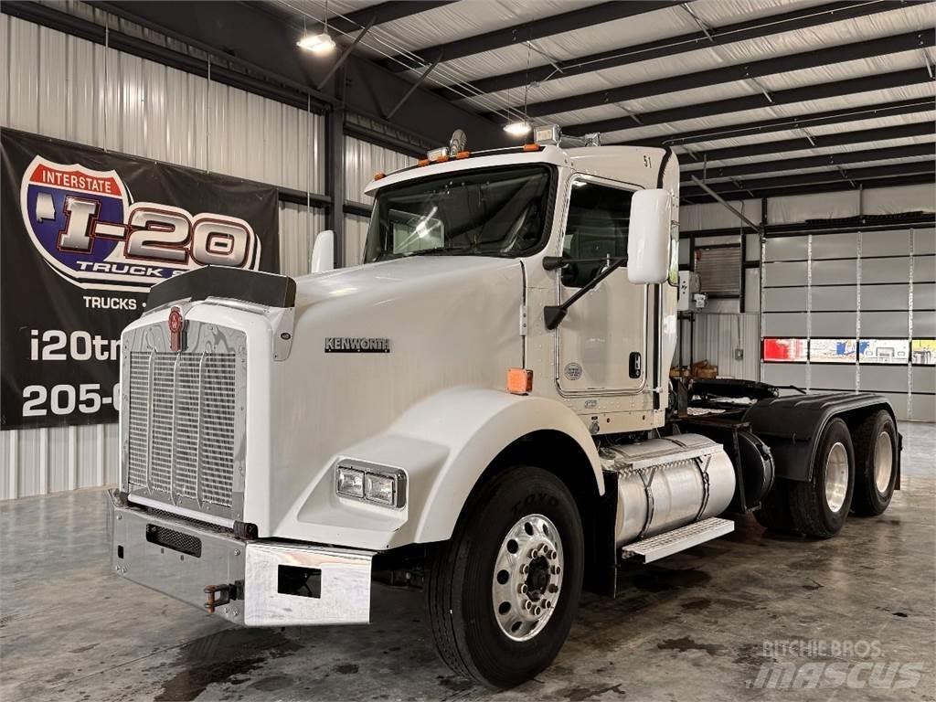 Kenworth T800 中古トラクターヘッド | トレーラーヘッド