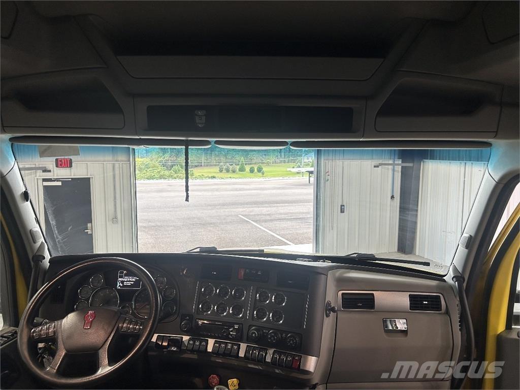 Kenworth T880 中古トラクターヘッド | トレーラーヘッド