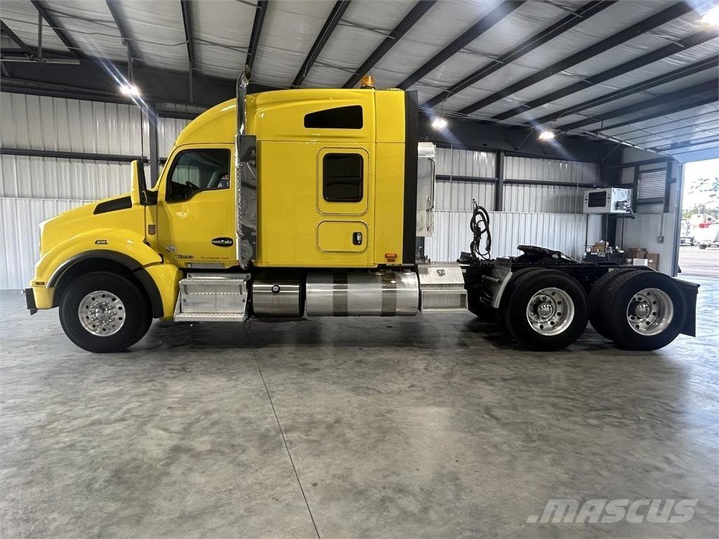 Kenworth T880 中古トラクターヘッド | トレーラーヘッド
