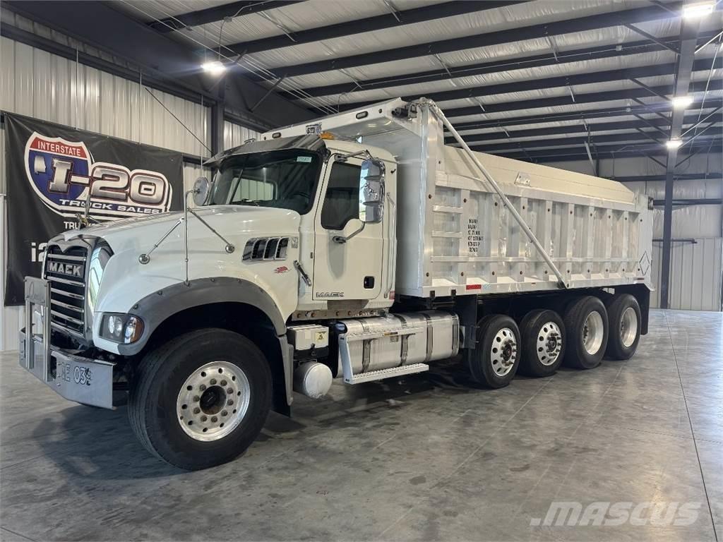 Mack GU713 ダンプ