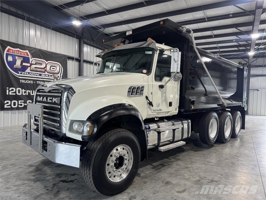 Mack GU713 ダンプ