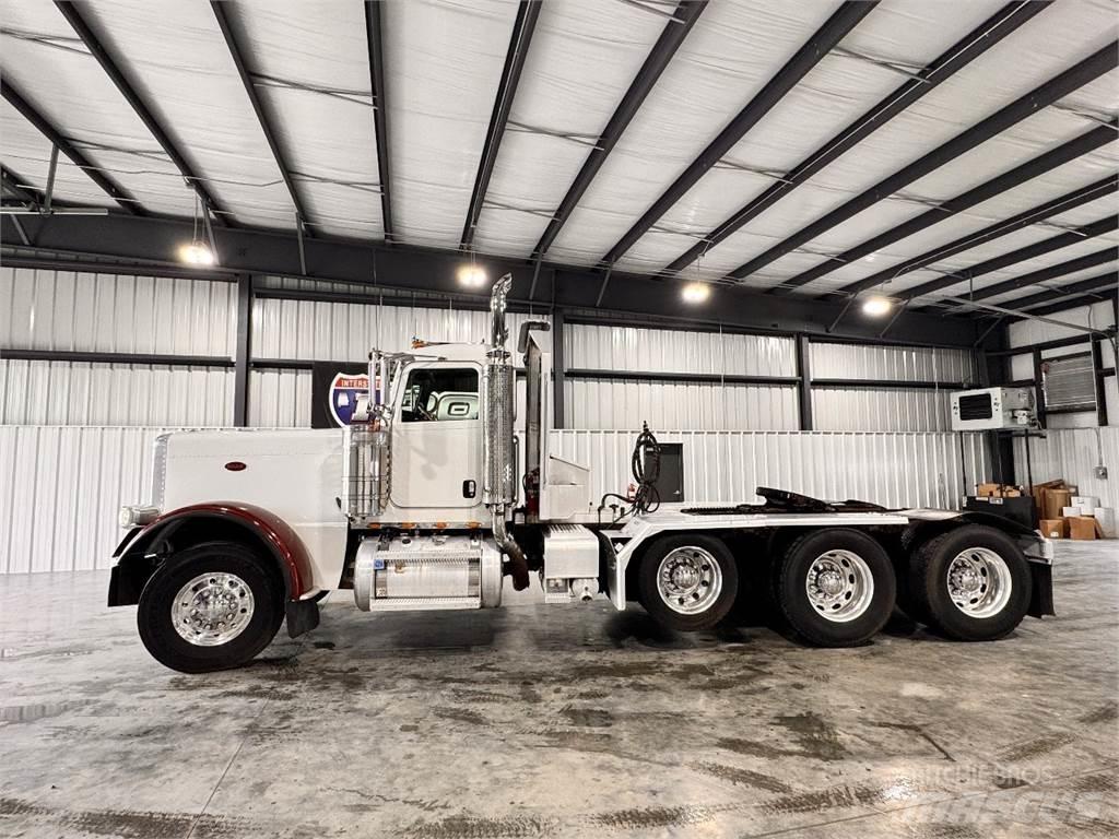 Peterbilt 389 中古トラクターヘッド | トレーラーヘッド