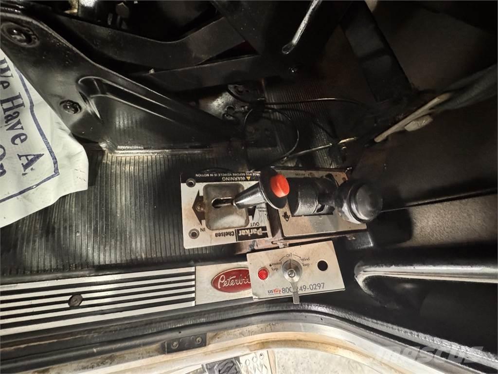Peterbilt 389 中古トラクターヘッド | トレーラーヘッド