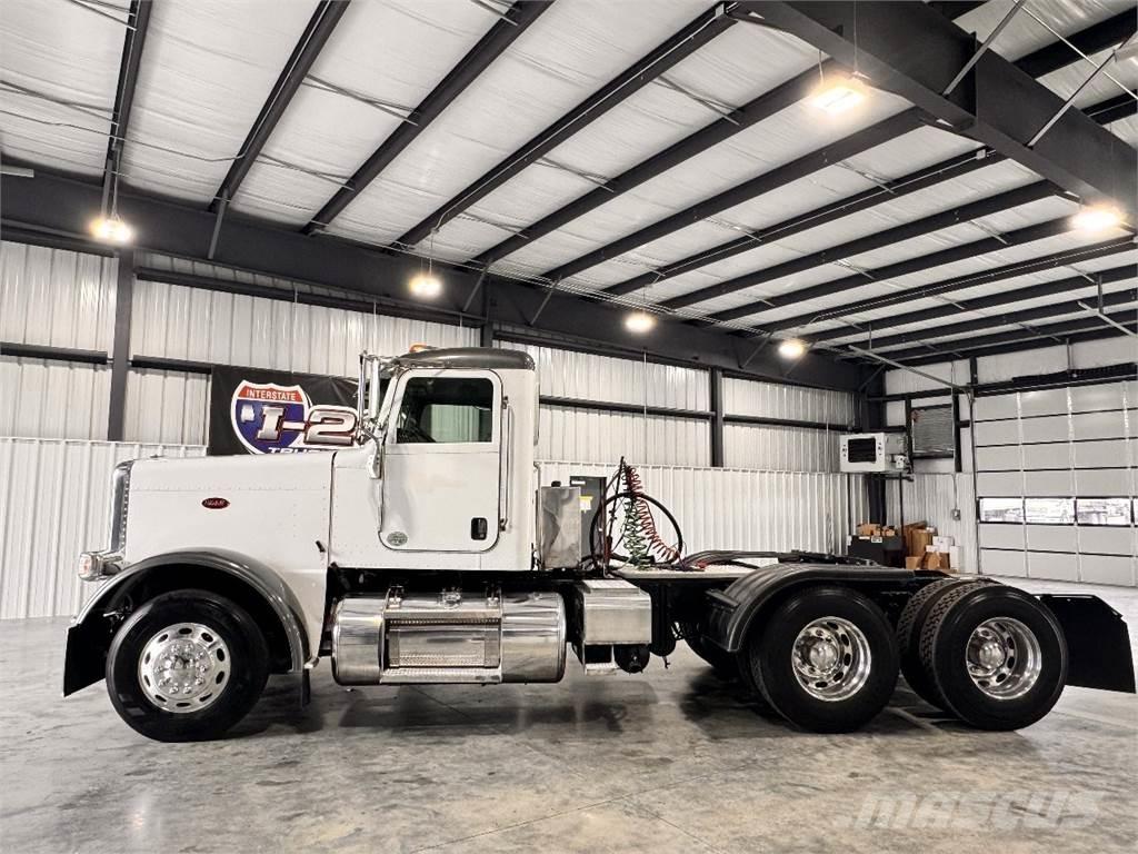 Peterbilt 389 中古トラクターヘッド | トレーラーヘッド