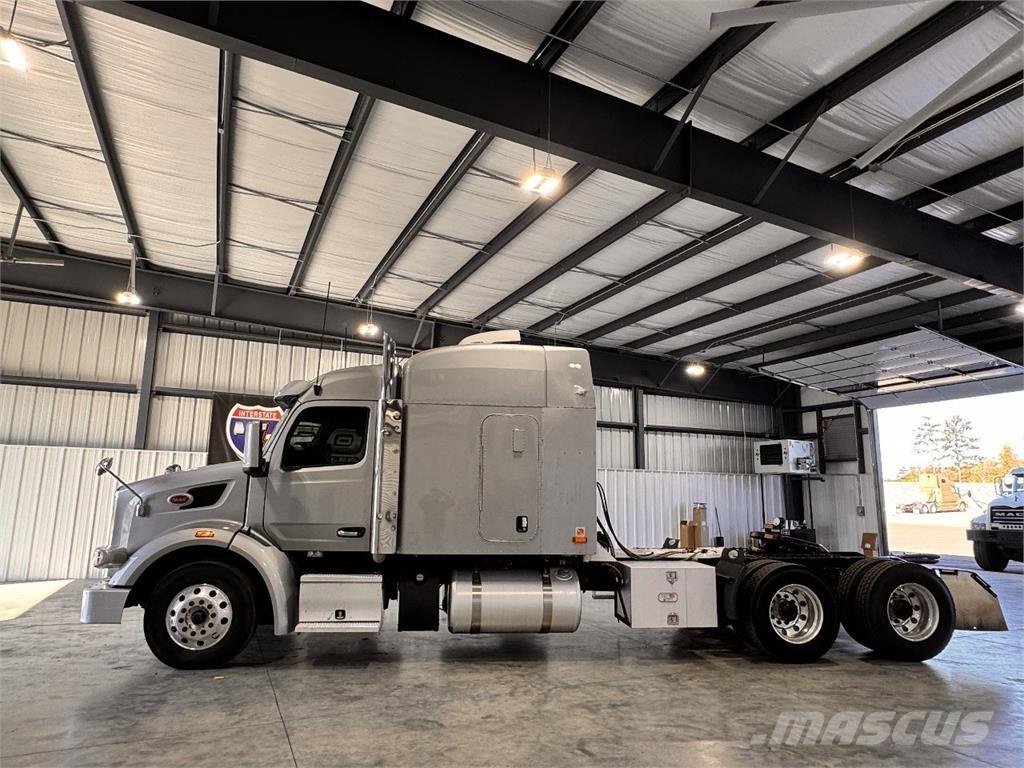 Peterbilt 567 中古トラクターヘッド | トレーラーヘッド