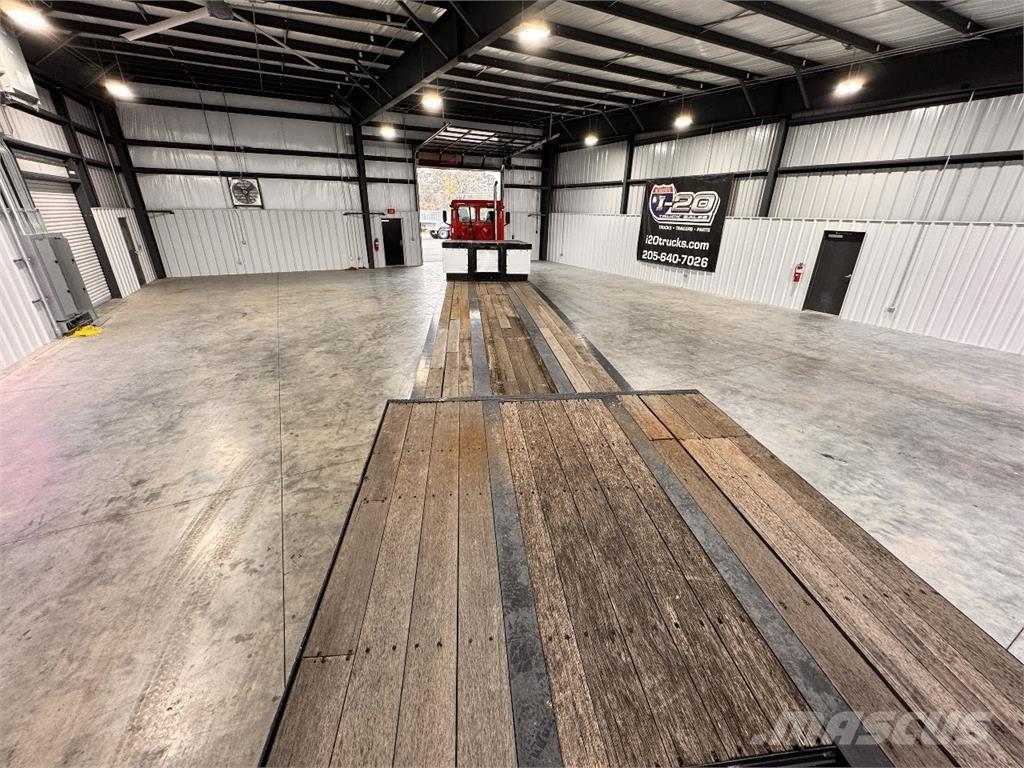 Trail King TK70MG ローローダー