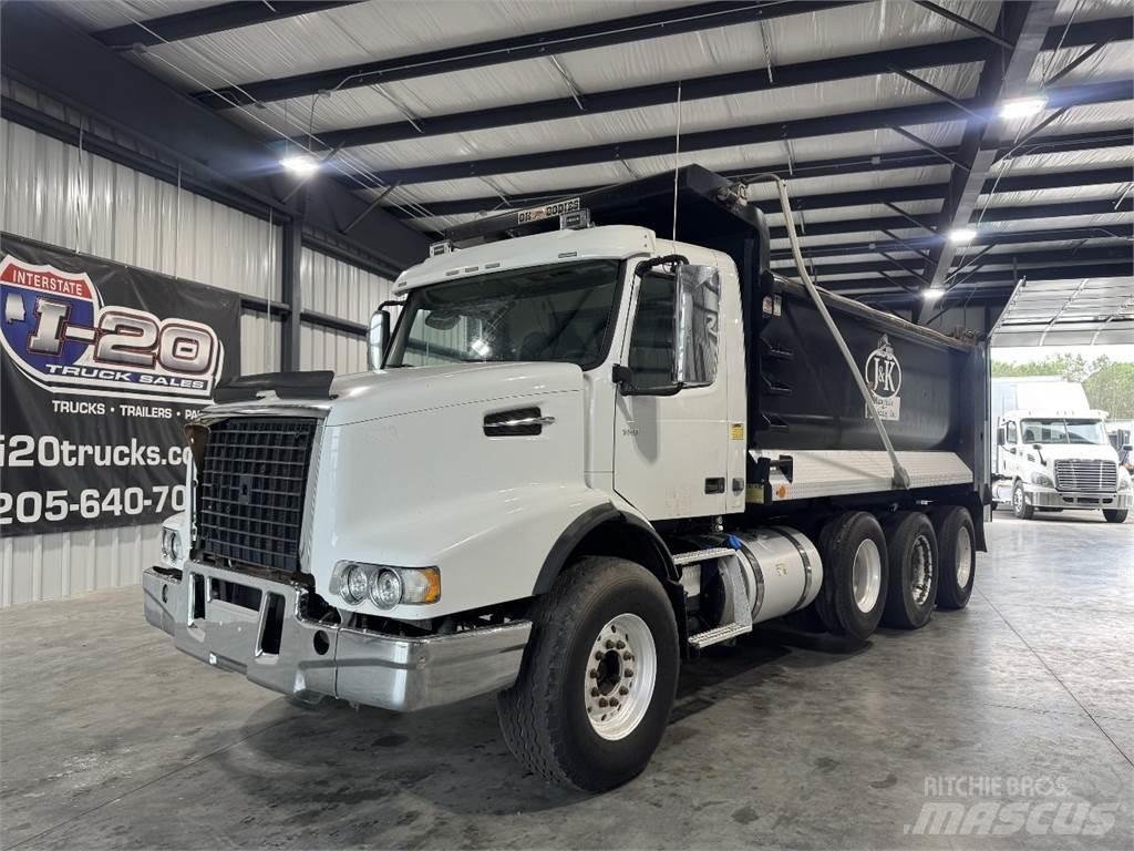 Volvo VHD ダンプ