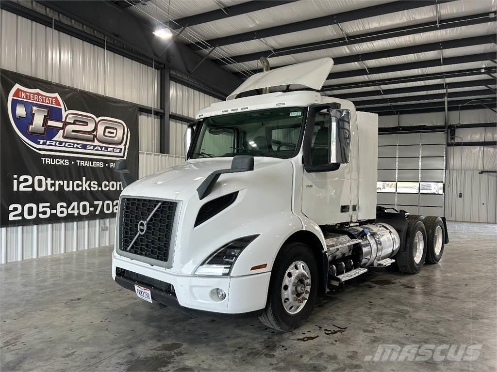Volvo VNR64T300 中古トラクターヘッド | トレーラーヘッド