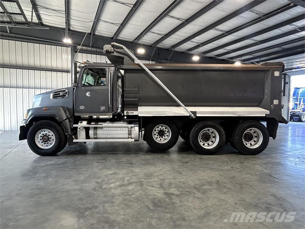 Western Star 4700SF ダンプ