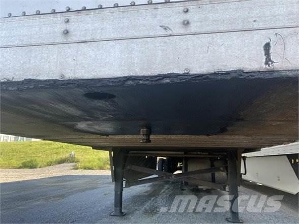 Utility 3000R REEFER 冷凍冷蔵トレーラー