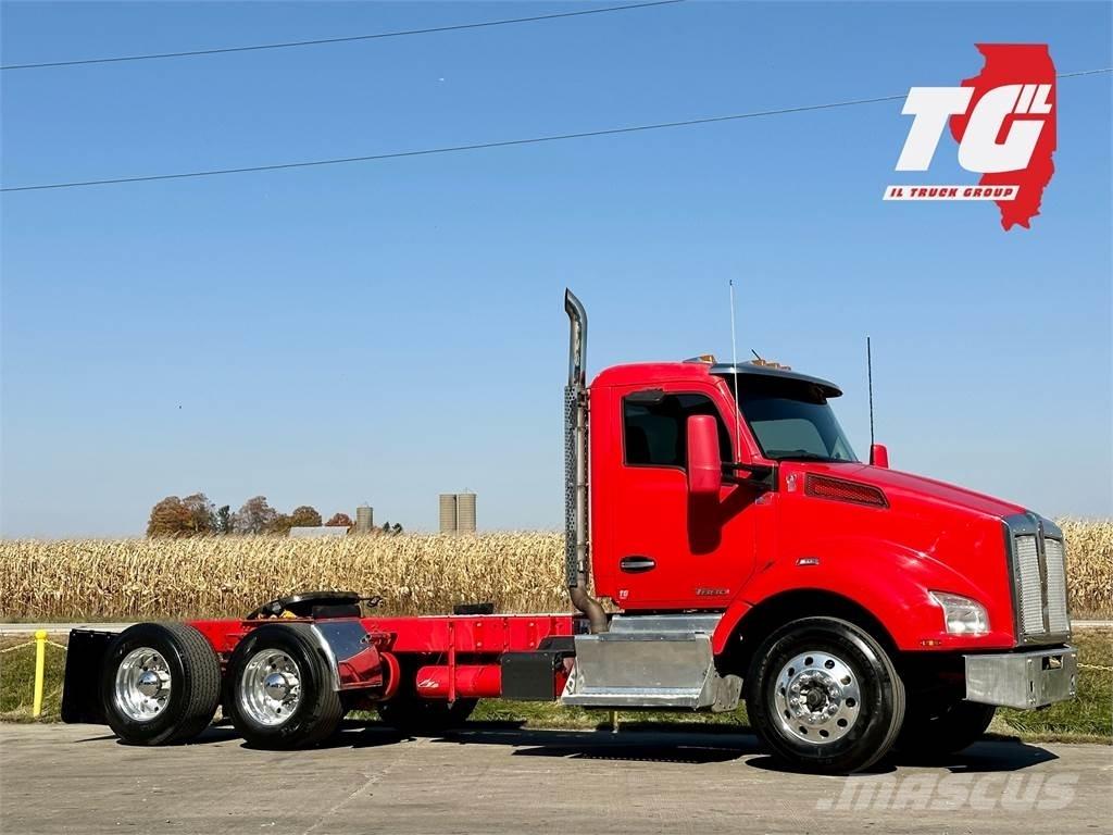 Kenworth T880 中古トラクターヘッド | トレーラーヘッド