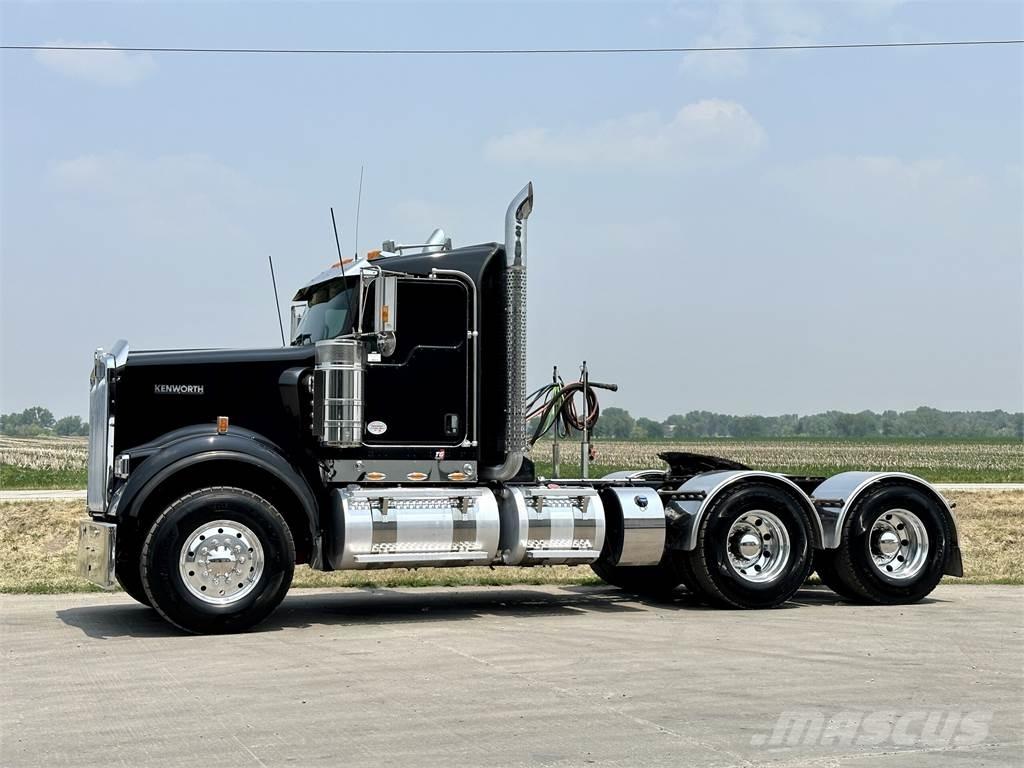 Kenworth W900 中古トラクターヘッド | トレーラーヘッド