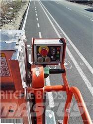 JLG Toucan duo 垂直昇降型リフト
