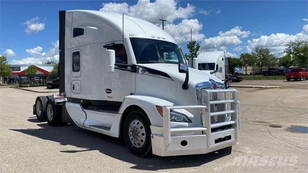 Kenworth T680 中古トラクターヘッド | トレーラーヘッド