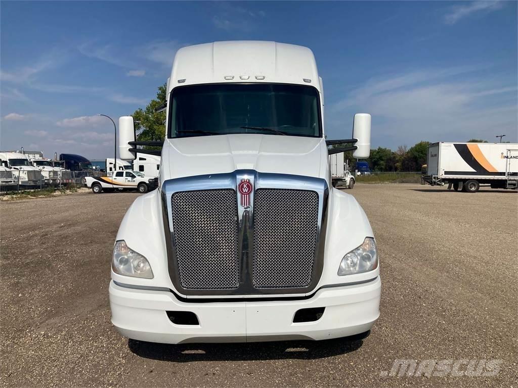 Kenworth T680 中古トラクターヘッド | トレーラーヘッド