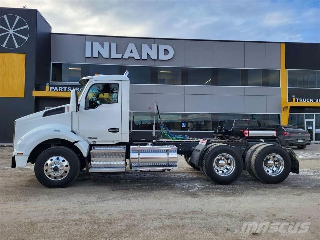 Kenworth T880 中古トラクターヘッド | トレーラーヘッド