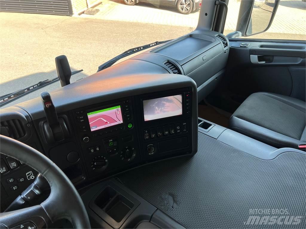 Scania P250 ボックスボディー、ウイング、箱車