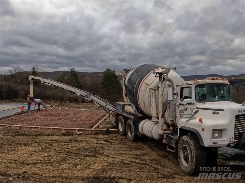 Mack DM690S その他部品