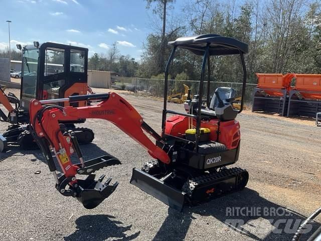 AGT QK20R 大型油圧ショベル12t以上（パワーショベル・ユンボ）