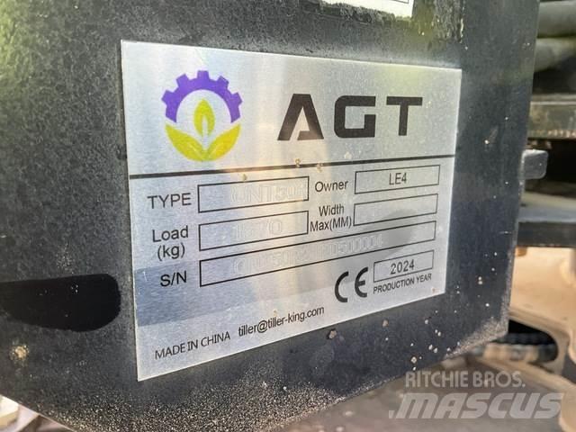 AGT QNT50R 大型油圧ショベル12t以上（パワーショベル・ユンボ）
