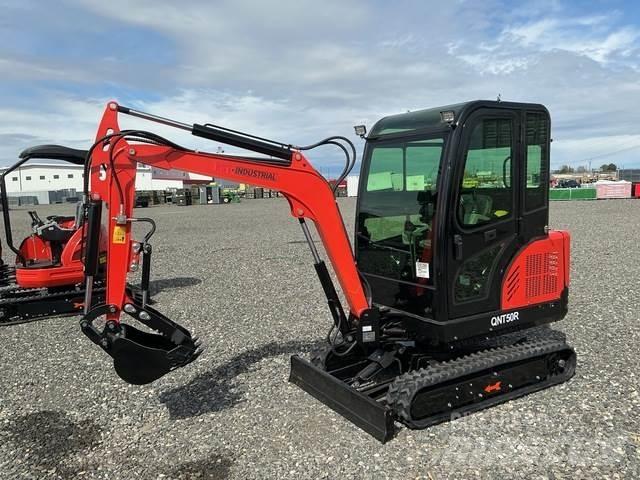 AGT QNT50R 大型油圧ショベル12t以上（パワーショベル・ユンボ）