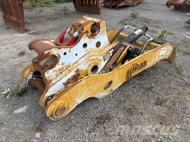 AMI  大型油圧ショベル12t以上（パワーショベル・ユンボ）