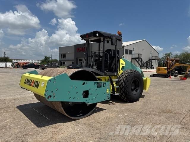 Ammann ARS 110 振動ローラ