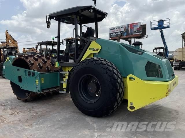 Ammann ARS 110 振動ローラ