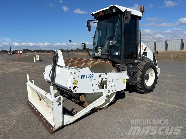 Ammann ARS 70 振動ローラ