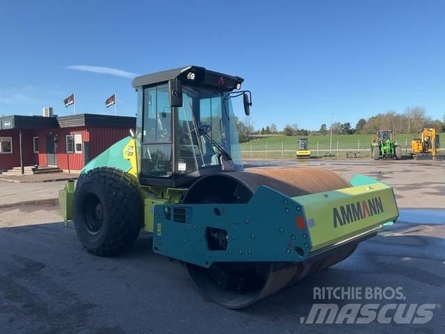 Ammann ARS110D 振動ローラ