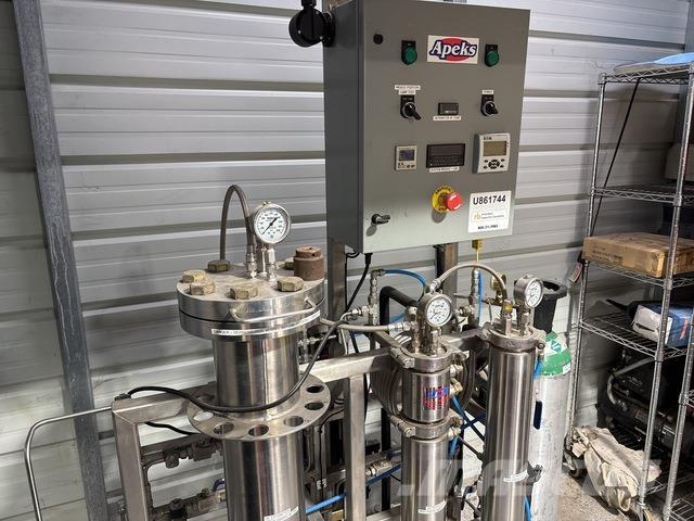  Apeks 1500-5L 建設機械 -　その他