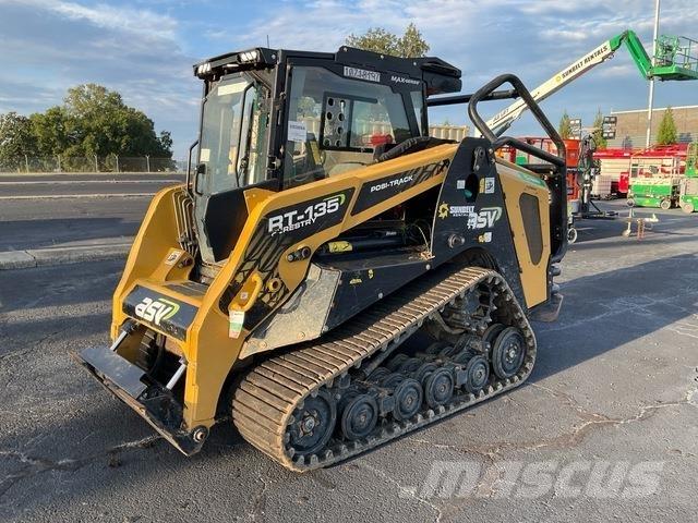 ASV RT-135F スキッドステアローダー