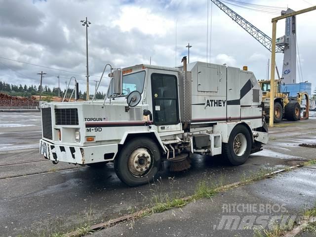 Athey Topgun 街路清掃車