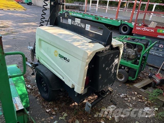 Atlas Copco V4 ライトタワー