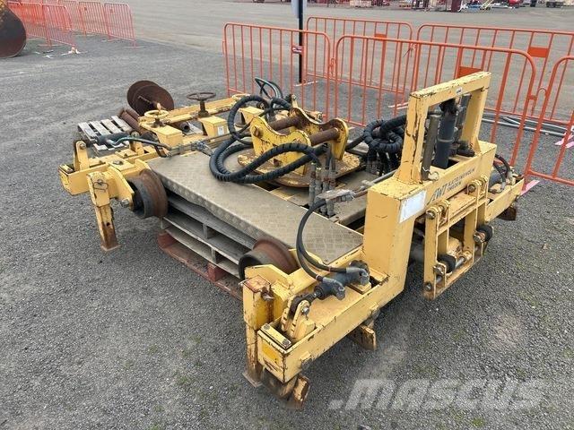  AWI FCM TR2 鉄道修理