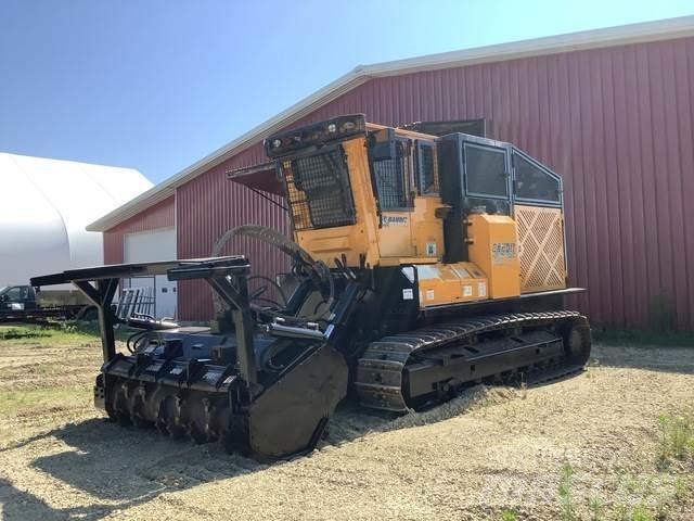 Bandit 4000T 林業用マルチャー