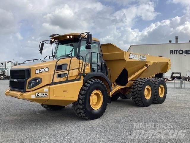 Bell B30E アーティキュレート式ダンプトラック