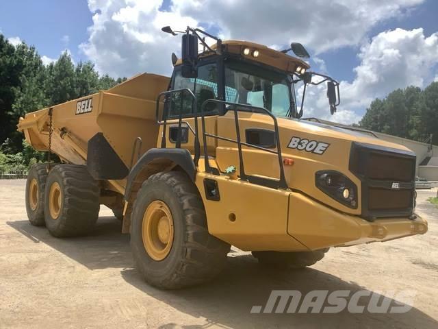 Bell B30E アーティキュレート式ダンプトラック