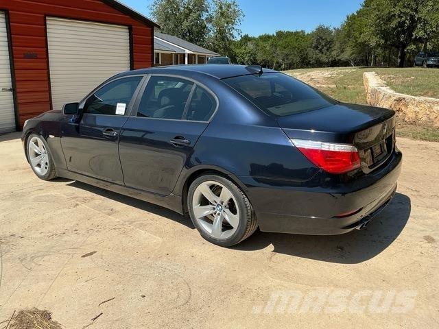 BMW 528i 自動車