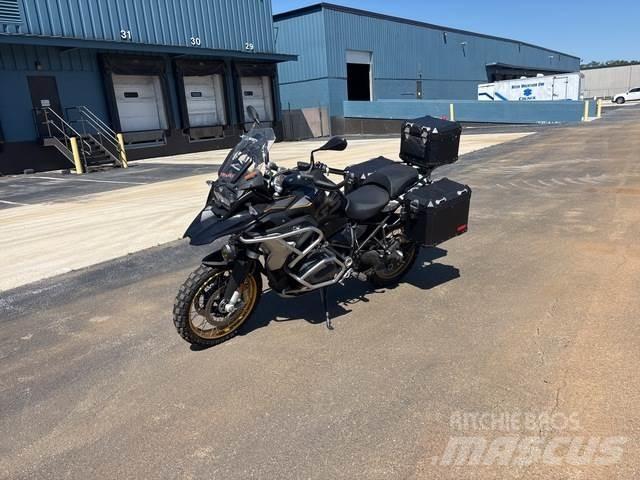 BMW R1250 バギー