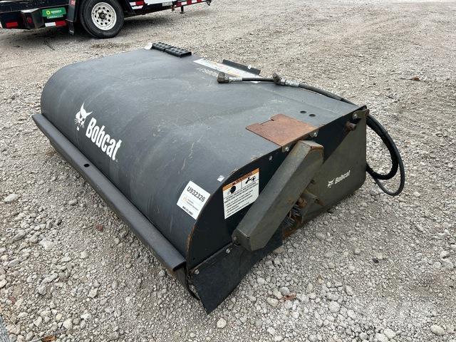Bobcat  路面清掃機