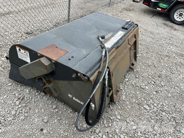 Bobcat  路面清掃機