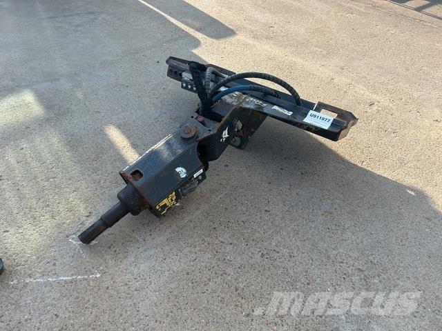 Bobcat 30C ドリル