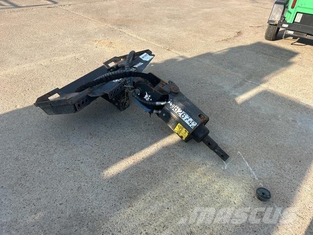 Bobcat 30C ドリル