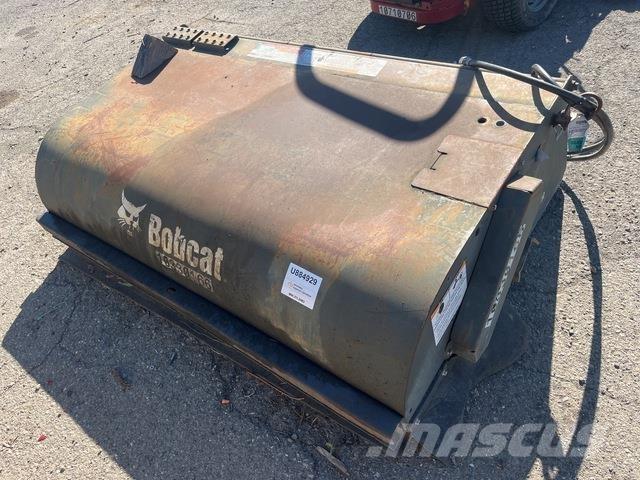 Bobcat 72 路面清掃機