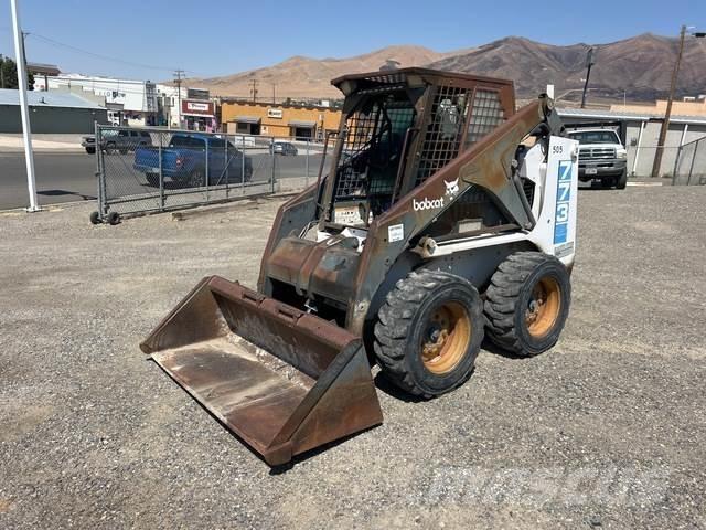 Bobcat 773 スキッドステアローダー
